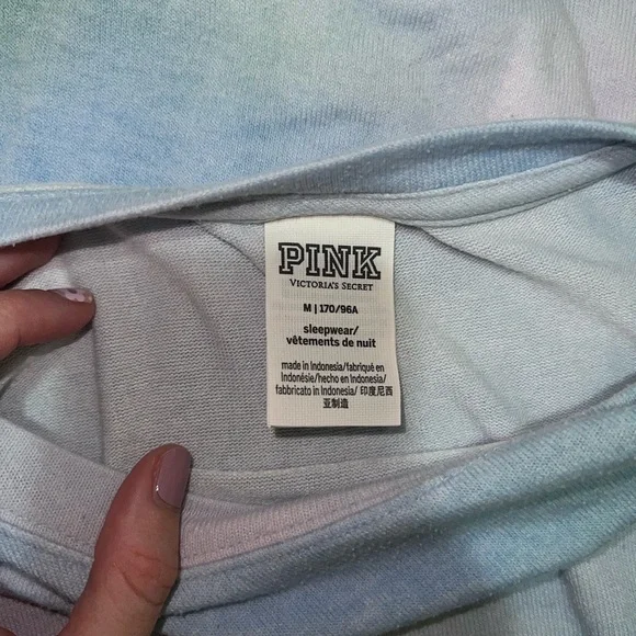 VS PINK Tie-Dye Sleep Tee - Picture 2 of 2